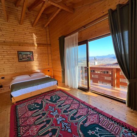 Wooden House Otel Canaj Dış mekan fotoğraf