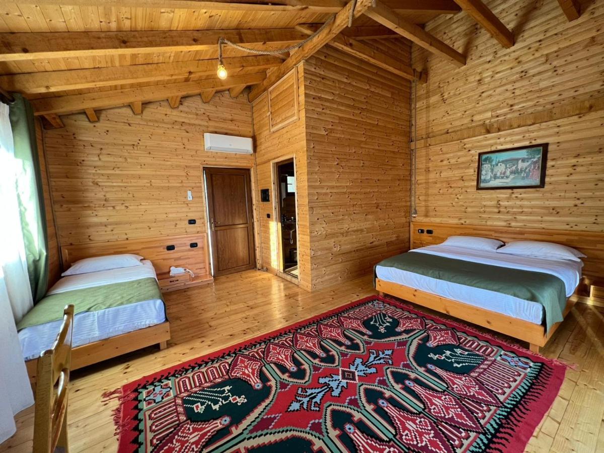 Wooden House Otel Canaj Dış mekan fotoğraf
